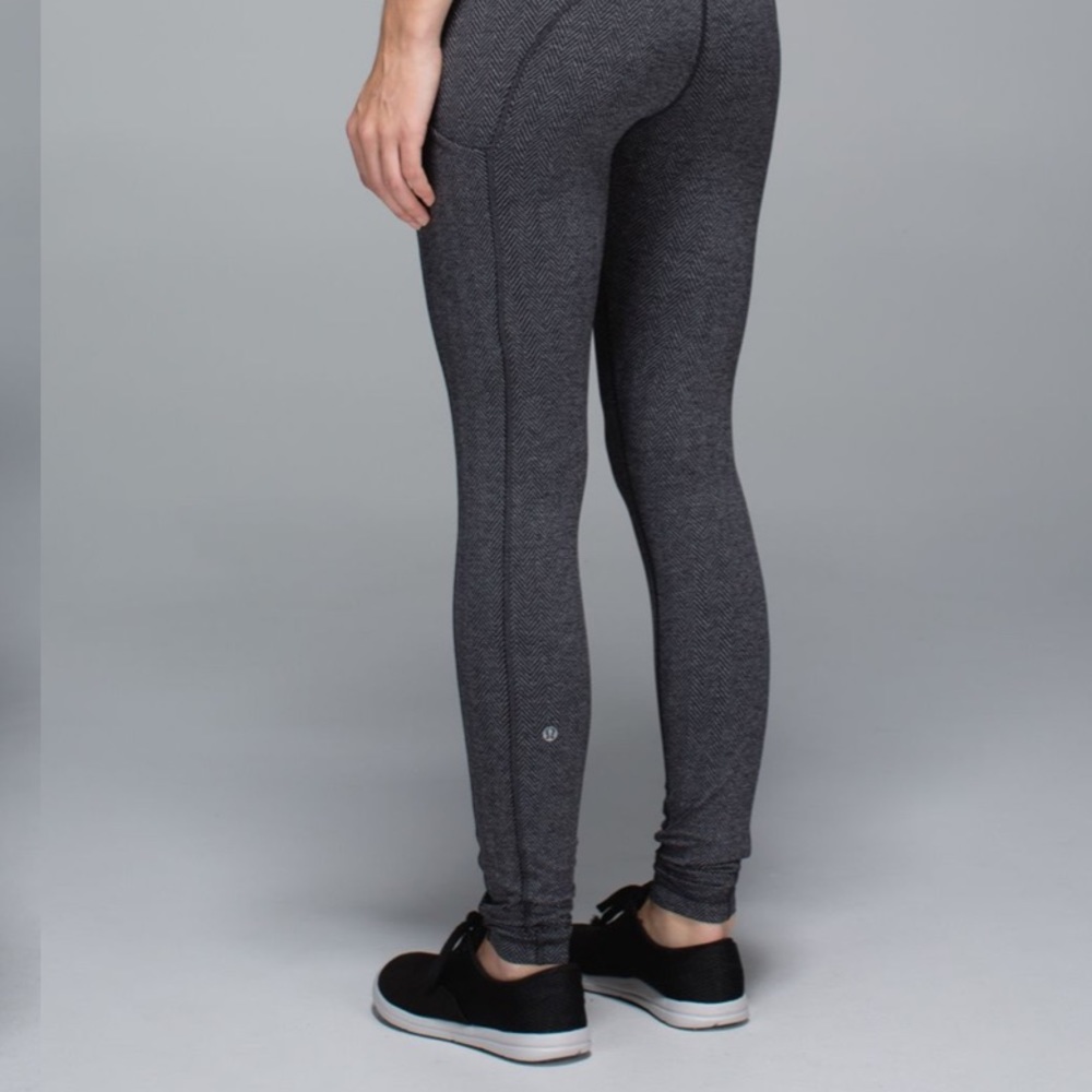 Lululemon Speed Tight II
Giant Herringbone Black Heathered Black / Black